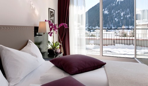 Suite (Promenade)