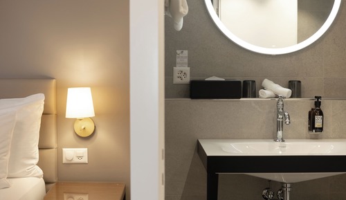 Habitación doble, vistas al río (19m²)
