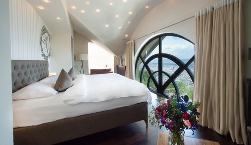 Skyline Suite