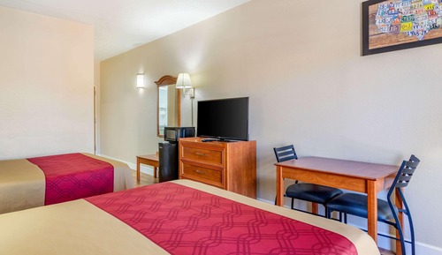 Habitación estándar doble, 2 camas dobles, no fumadores