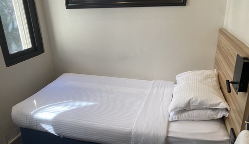 Economy Single Room