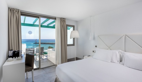 Habitación Deluxe, bañera de hidromasaje, vistas al mar