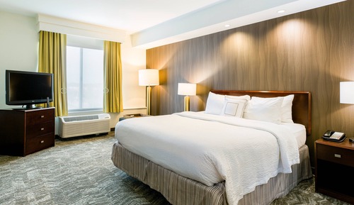 Suite, 1 cama de matrimonio grande con sofá cama, no fumadores (Hearing Accessible)