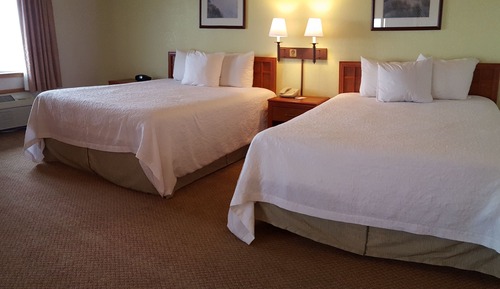 Standard Double Queen Room