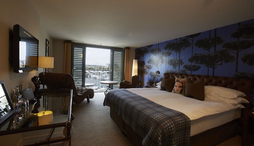 Habitación de lujo doble, 1 cama de matrimonio grande, vistas al puerto deportivo