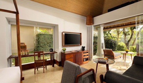 Habitación (Heavenly Pool Villa with Butler)