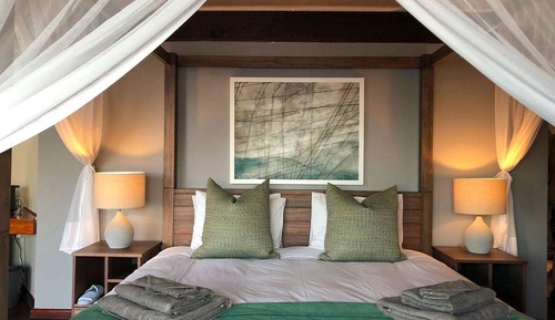 Habitación Deluxe doble, 1 cama de matrimonio grande, bañera, vistas al lago