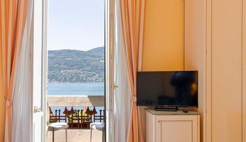 Junior Suite Vista Lago con Balcone
