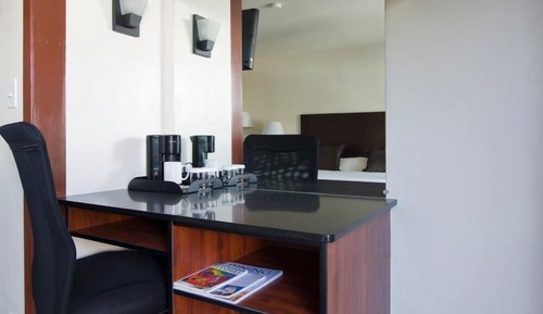 Habitación individual estándar, 1 cama de matrimonio, accesible para personas con discapacidad