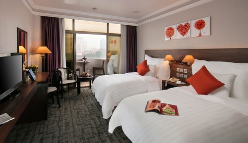 Superior Room, 2 Twin Beds, City View