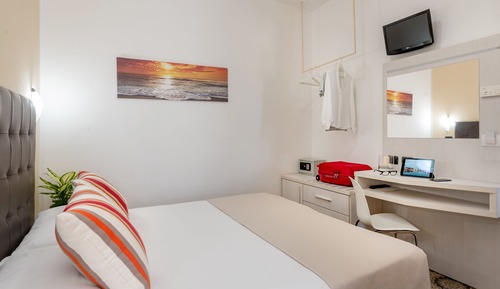 Habitación Confort doble, terraza, vistas al mar