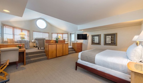 Suite ejecutiva, 1 cama de matrimonio grande, vistas parciales al mar