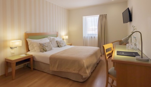 Habitación con 1 cama doble o 2 individuales