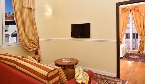 Suite, 1 cama doble con sofá cama (4 pax)