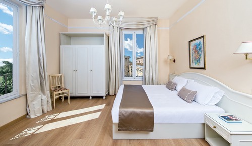 Habitación Deluxe con 1 cama doble o 2 individuales