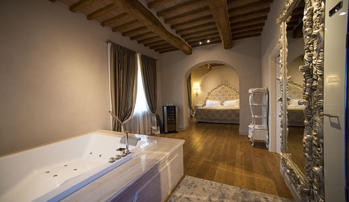 Suite Deluxe (SPA)