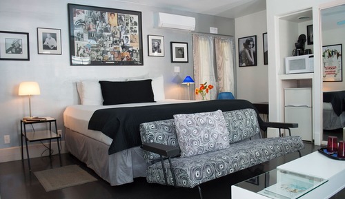 Premium Double Room, 1 King Bed, Refrigerator & Microwave, Poolside