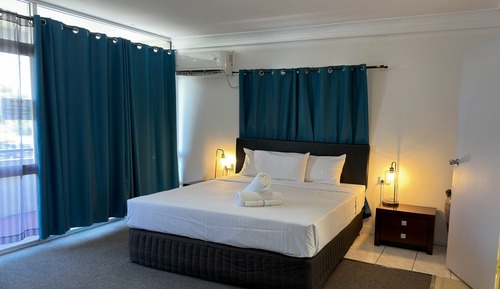 Suite, 1 cama de matrimonio grande, bañera de hidromasaje (1st Floor)