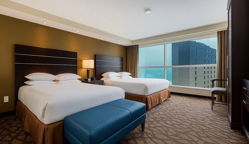 Suite, varias camas (Canadian Fallsview, Whirlpool)