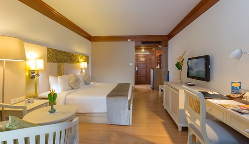 Habitación Deluxe, 1 cama de matrimonio grande, balcón, mirando al mar