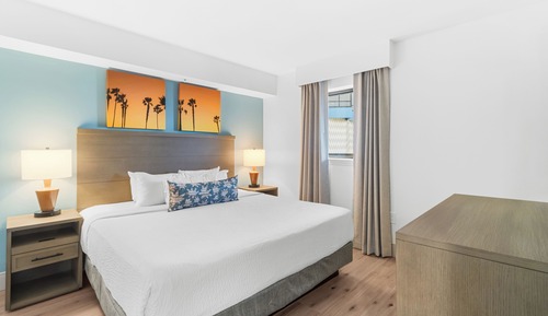 North Tower Ocean View Deluxe One Bedroom Condo