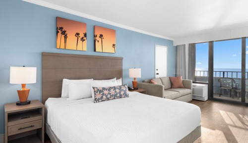 Oceanfront Deluxe King Room