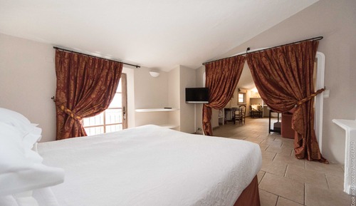 Suite familiar