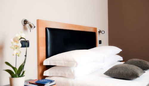 Habitación estándar, 1 cama doble, no fumadores (Bed is French Bed)