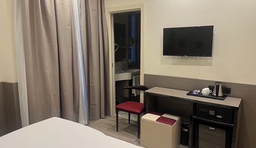 Habitación estándar con 1 cama doble o 2 individuales