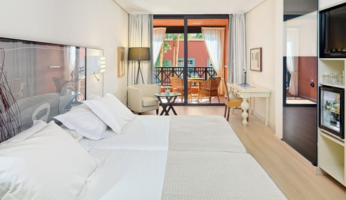 Habitación Doble Estándar (2 Adultos)