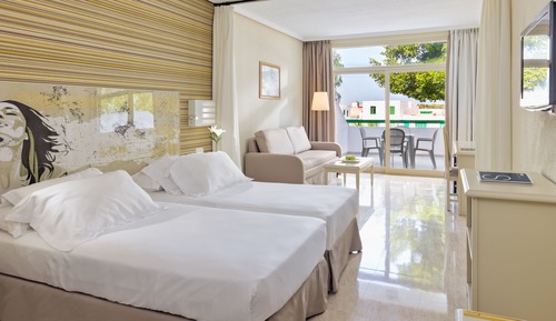 Habitación familiar (2 adultos y 2 niños)