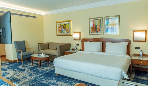 Suite junior, en esquina (Lounge Acc)