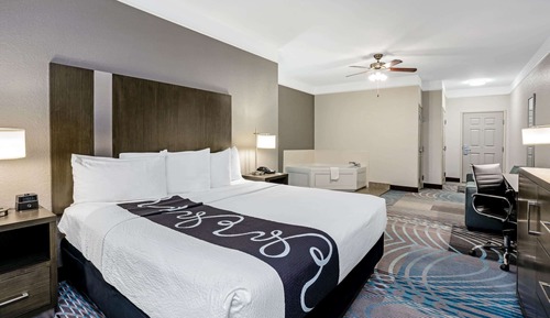 Suite Deluxe, 1 cama de matrimonio grande, no fumadores (Tub with Grab Bars)