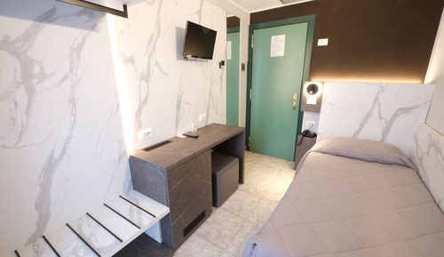 Habitación con 2 camas individuales