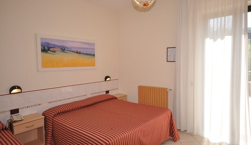 Habitación triple clásica