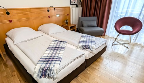 Habitación con 2 camas individuales