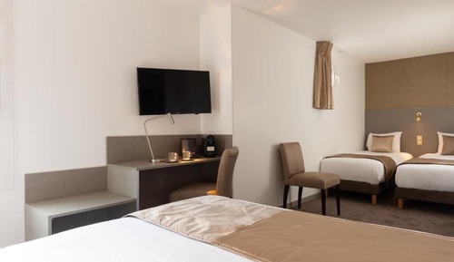 Habitación cuádruple estándar