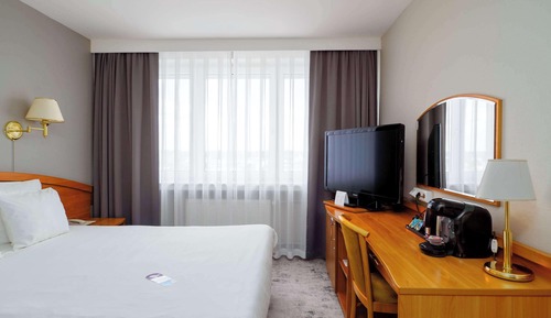 Habitación superior, 1 cama doble, vistas al parque