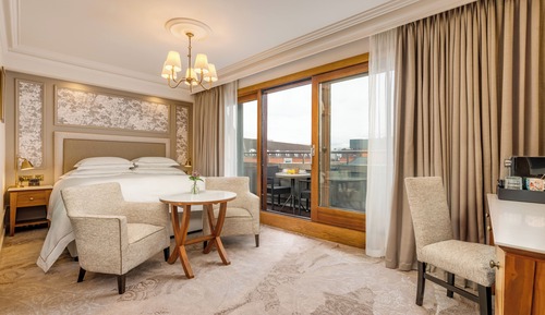 Contemporary King Room