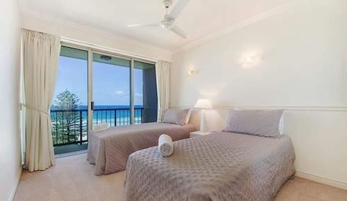 Apartamento, 1 habitación, vistas parciales al mar