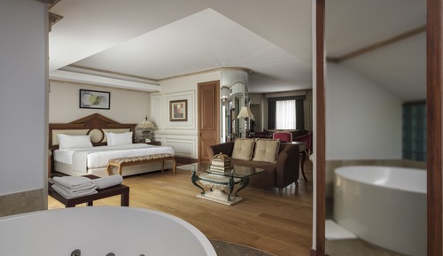 Suite, 1 cama de matrimonio grande, balcón