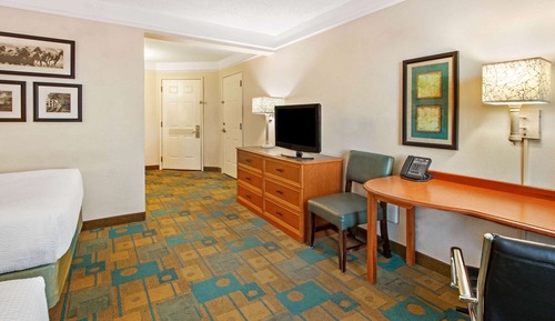Habitación, 2 camas dobles, no fumadores (Mobility/Hearing Impaired Accessible)