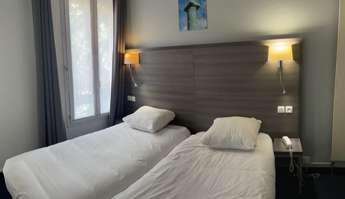 Habitación con 2 camas individuales