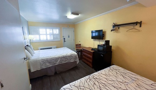 Habitación estándar, 2 camas dobles, no fumadores