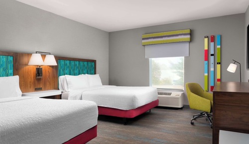 Habitación, 2 camas de matrimonio, accesible para personas con discapacidad, bañera