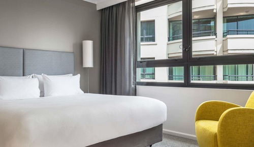 Suite Confort (Weekly Housekeeping)