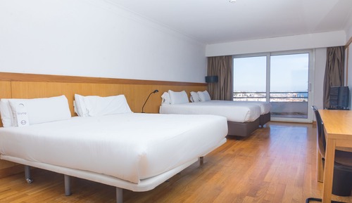 Habitación cuádruple estándar