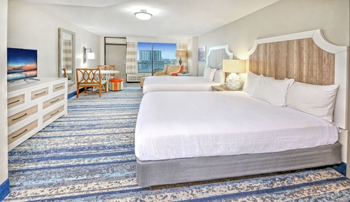 Habitación estándar, 2 camas de matrimonio, vistas parciales al mar