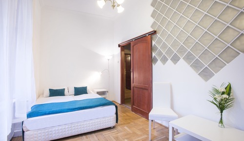 Large Two-Bedroom Apartment