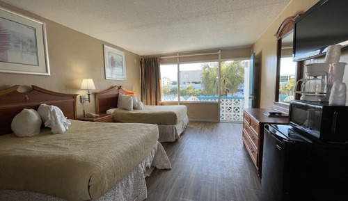 Habitación estándar doble, 2 camas de matrimonio, fumadores, vistas al complejo turístico